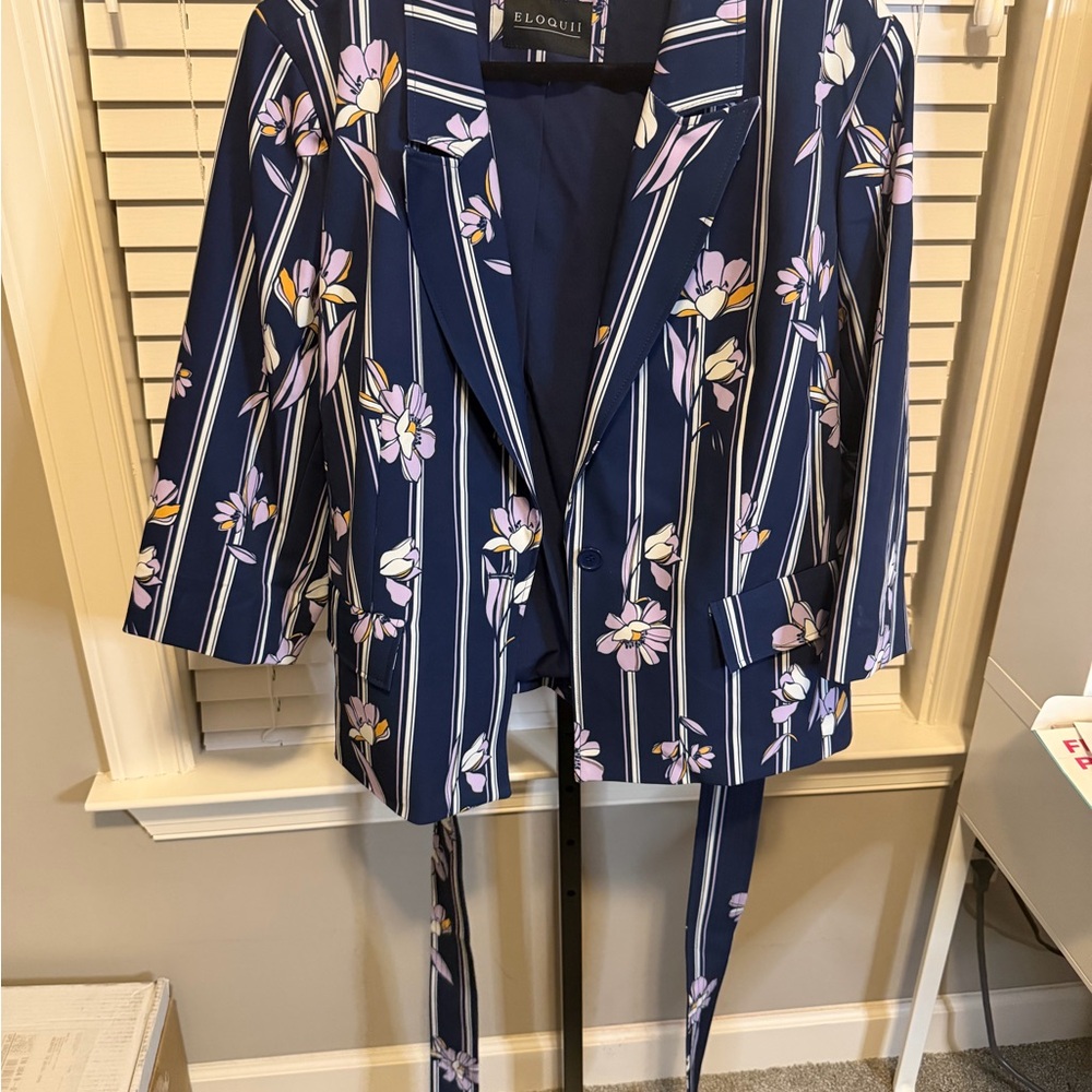 BNWT- Eloquii Plus Size Blue Floral Striped Blazer- Size 24W - Picture 4 of 13